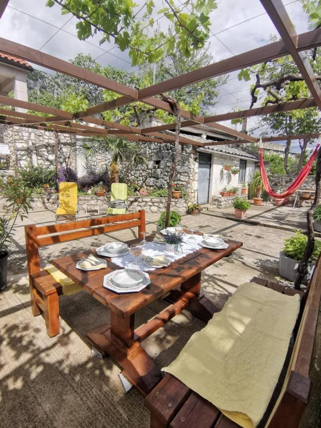 Apartman Ane - Bribir Bribir (Primorje-Gorski Kotar) Exterior foto